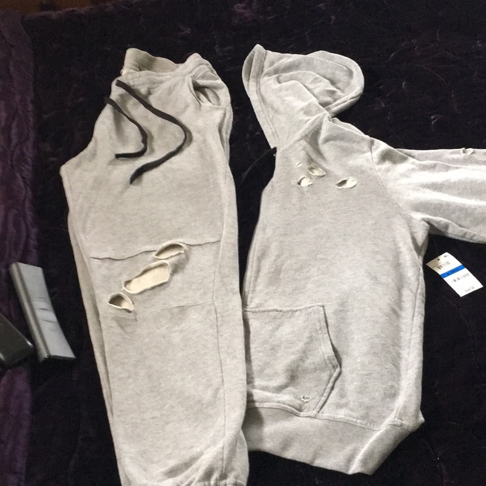 Madonnas Material Girl sweat outfit